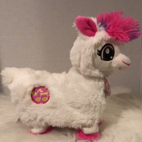 Boppi the Booty Shakin’ Llama by Zuru Pets Alive - Picture 3 of 11